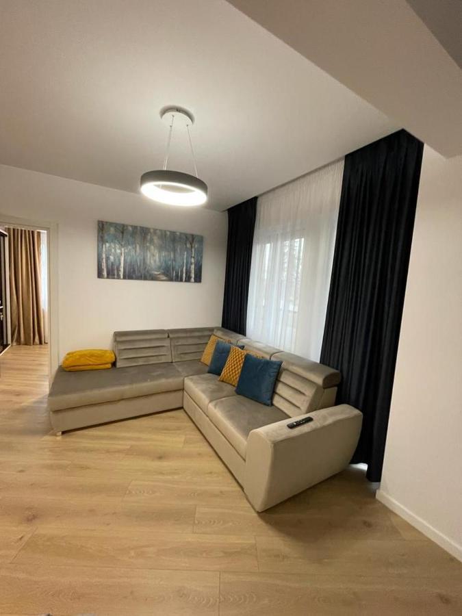 Adina Apartament Gura Humorului Esterno foto