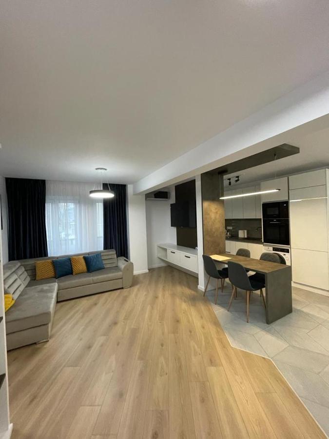 Adina Apartament Gura Humorului Esterno foto